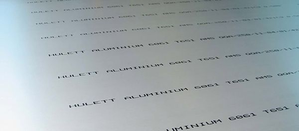 Beschriftung von Aluminiumplatten - Schriftergebnis - REA JET DOD