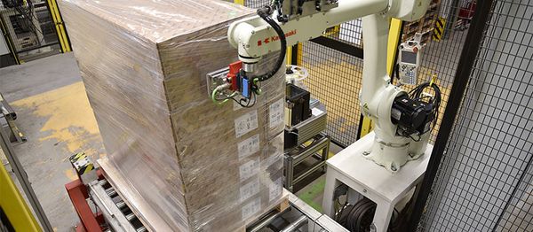 Robotics with print and apply system - REA LABEL