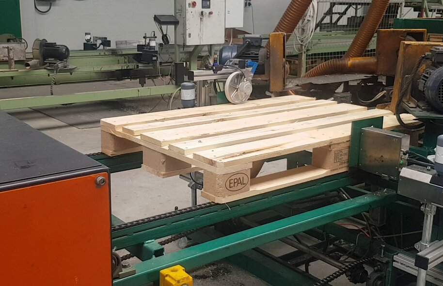 Marking wood