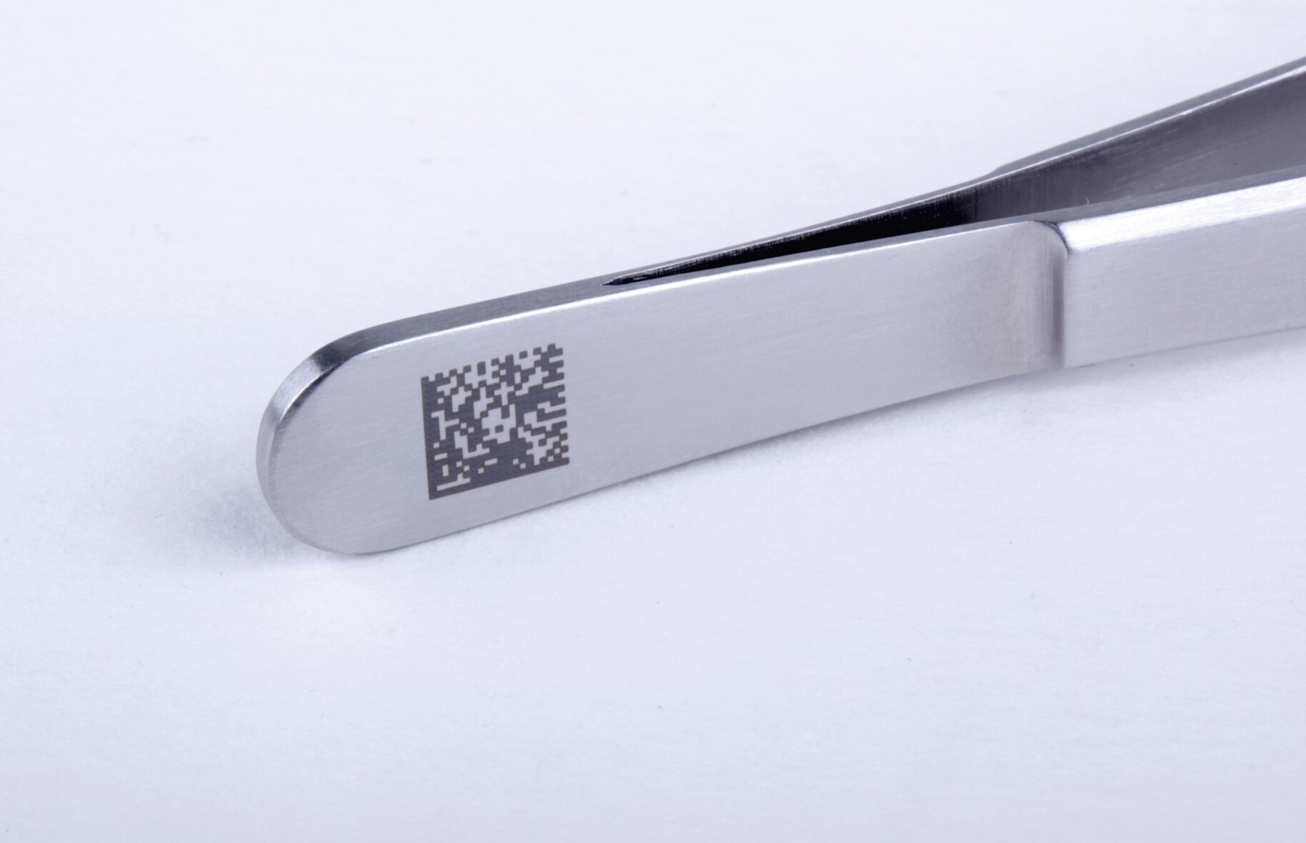 Laser marking on metal and steel parts