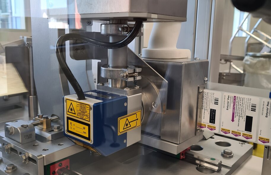 Etiketten und Folien Laserbeschriftung mittels REA Beschriftungslasers